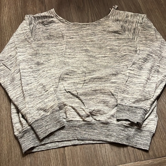 Women’s PINK long sleeve - Picture 3 of 3